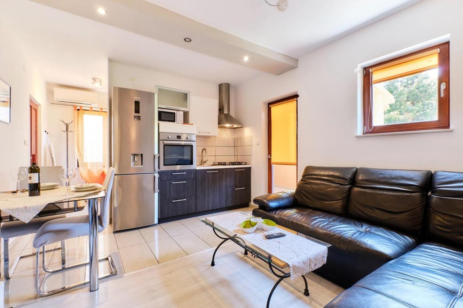 Apartments Ady Мали-Лошинь Экстерьер фото